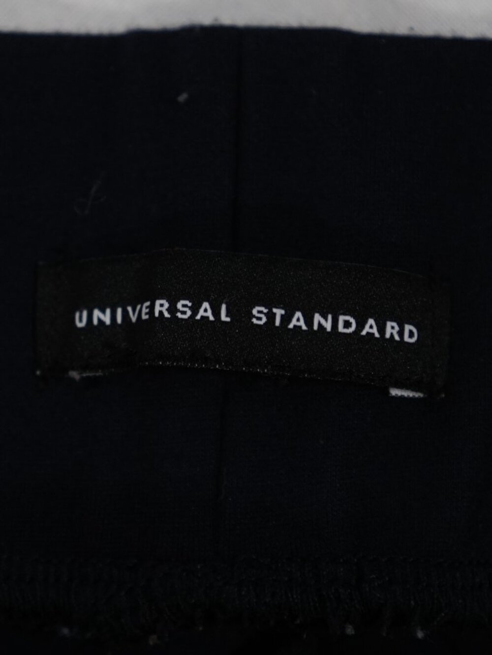 Universal Standard Navy Stretch Pull-On Pants Slim Tapered Ankle Classic Office - Picture 4 of 7